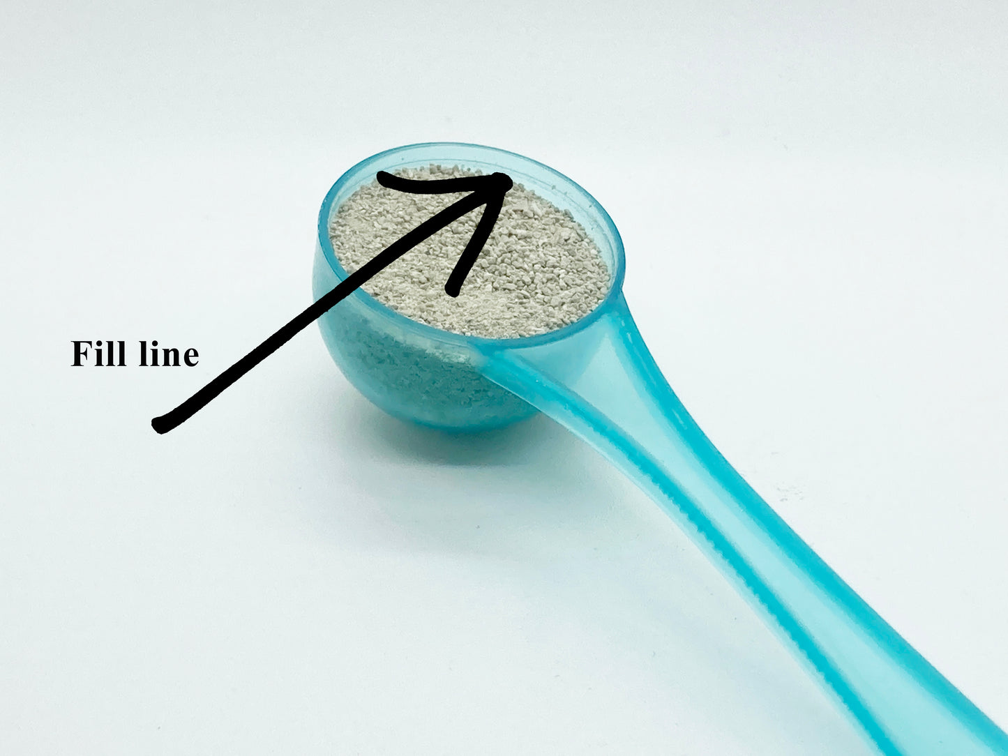 Bentonite clay powder and apple cider vinegar for natural underarm detox mask