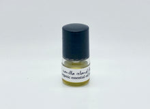 picture of 1 ml clear glass bottle containing Essential Oil Perfume